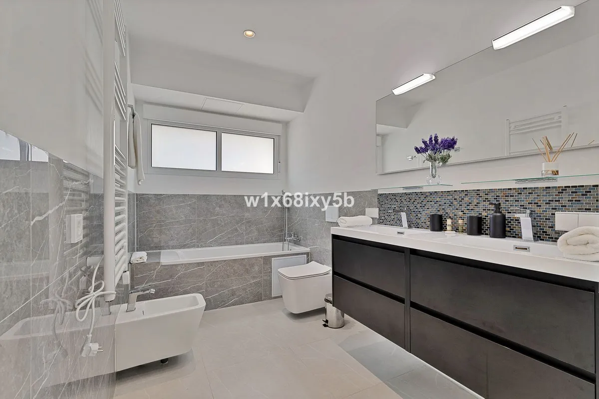 43d3f31b-132a-4693-9425-e5cac78f8467