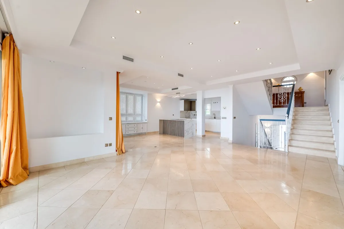 9971e038-c662-4616-89bf-231861f44a2b