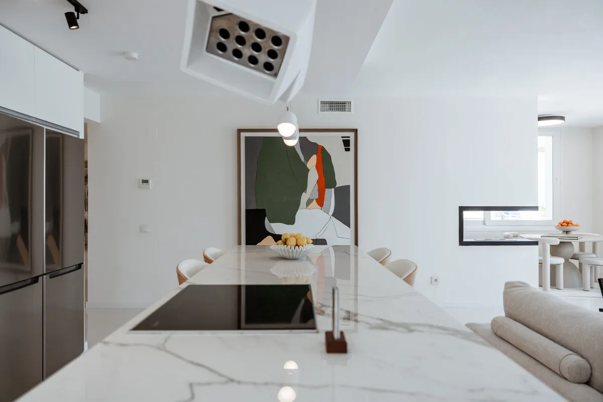 8f28325e-23de-4e11-b626-8c61cc237604