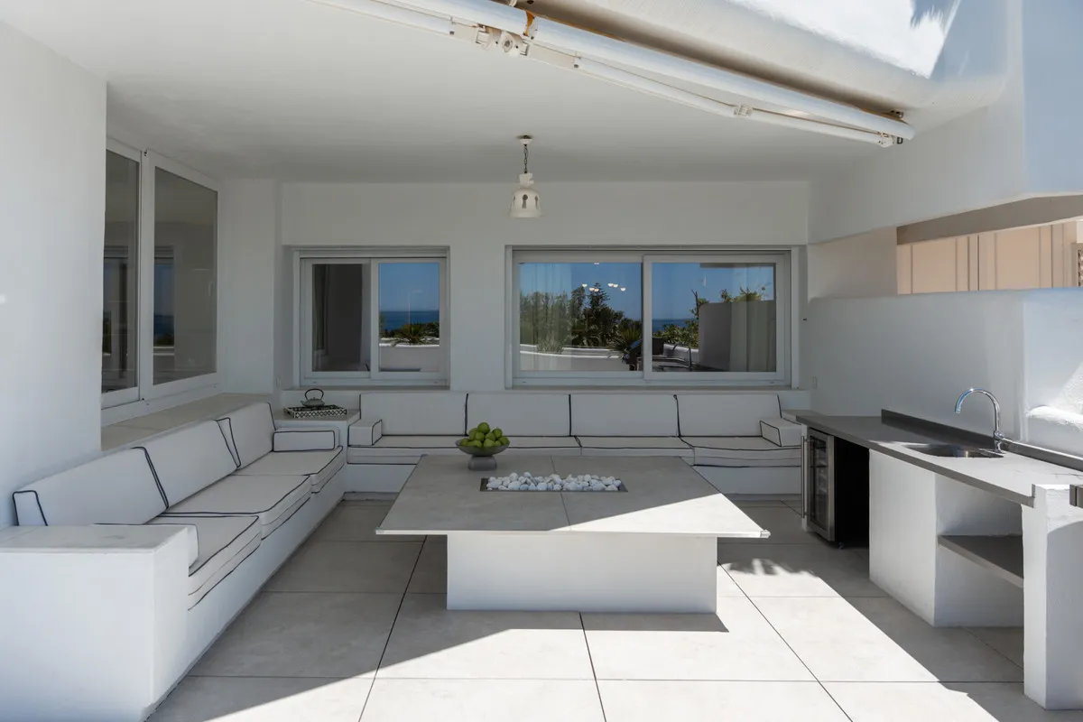 b3188395-d4cb-4ba4-9fc1-19a927e30a5e