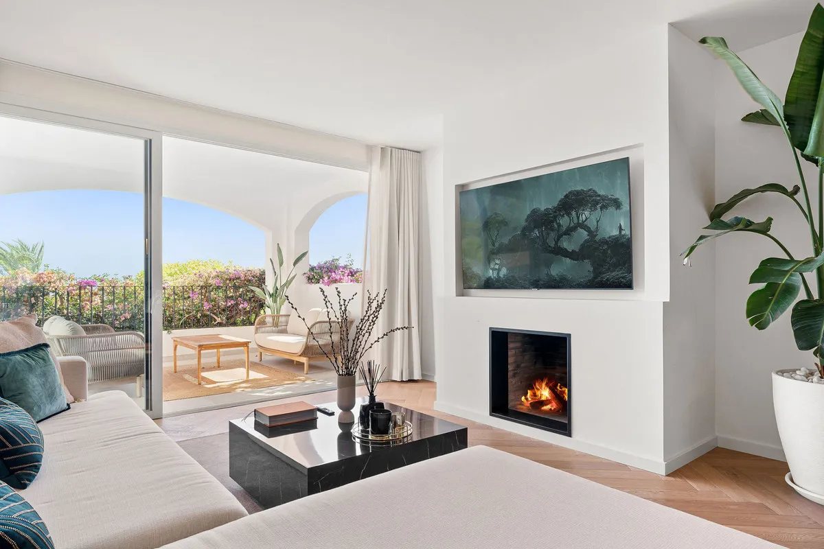 005ac216-2850-4295-a23d-41868ade980b