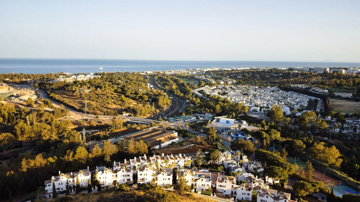 1d2ccba0-a5fa-441e-8562-58190aa23532