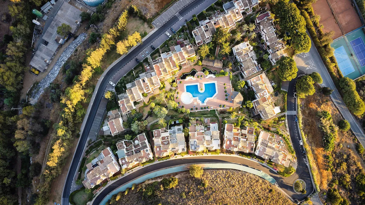 29eec844-4aab-4d51-b9f9-2a9ab55d13fc