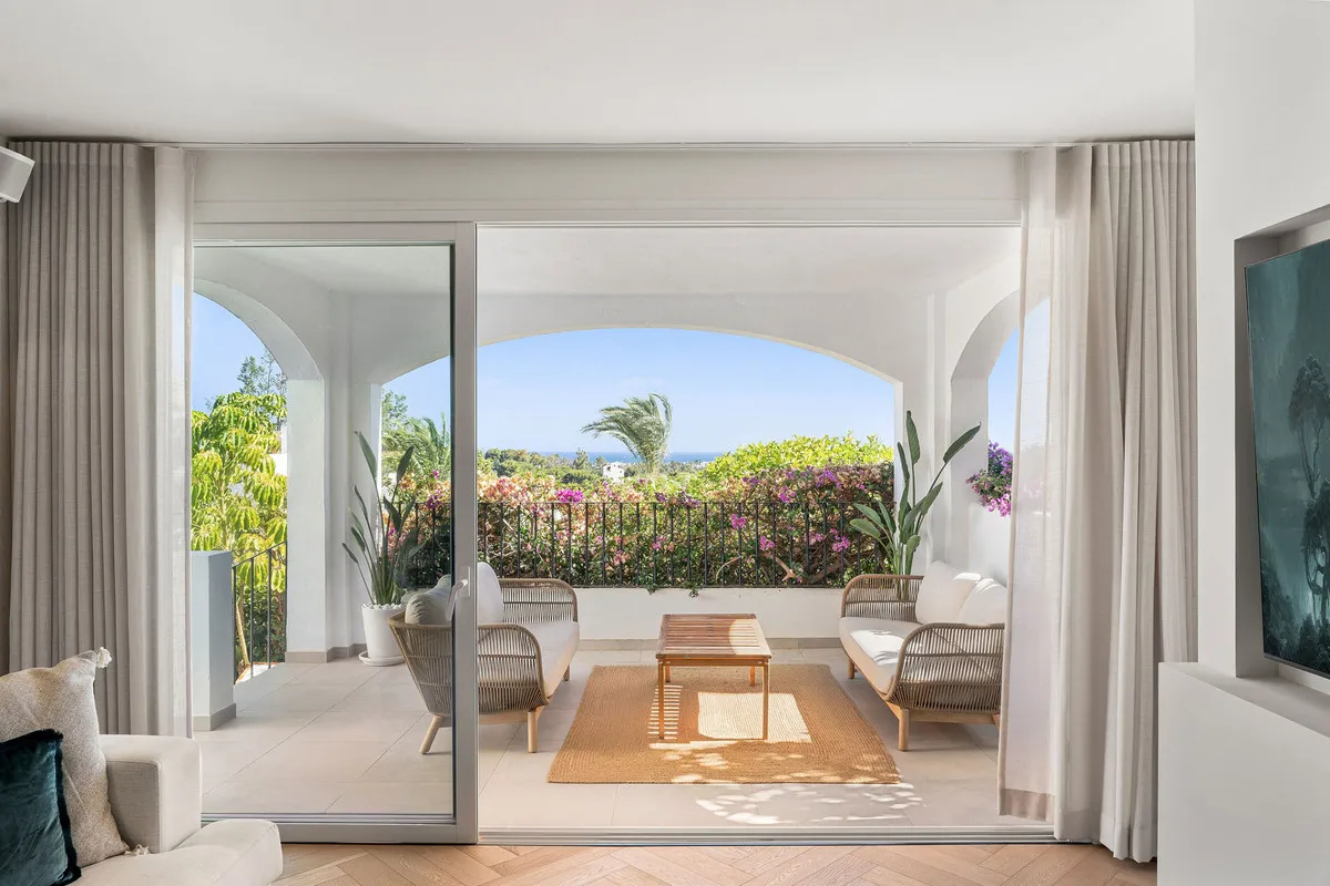 991baa07-04dd-4728-af44-27f4f7038178