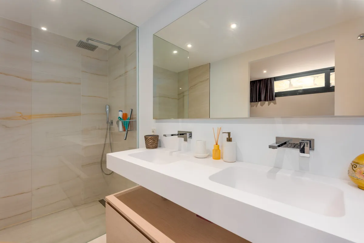 8625f372-3ef3-4db1-8de1-1b36cd16a1ba