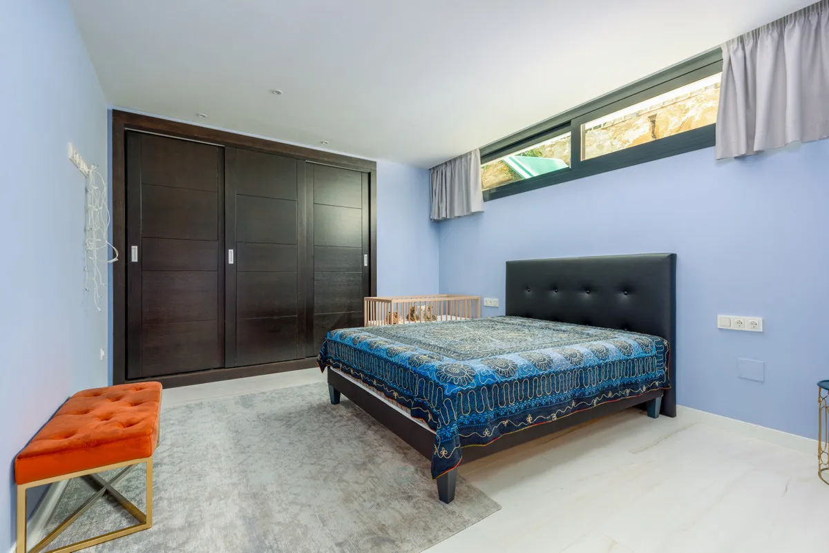 919f5b96-d1ee-4f69-8cb5-4aa5f1fd0413