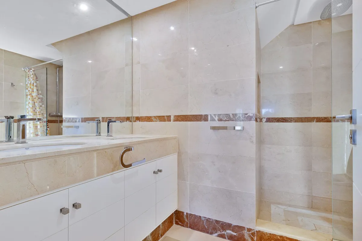 0506825d-99db-4bd3-ad05-89cd5f0d966e