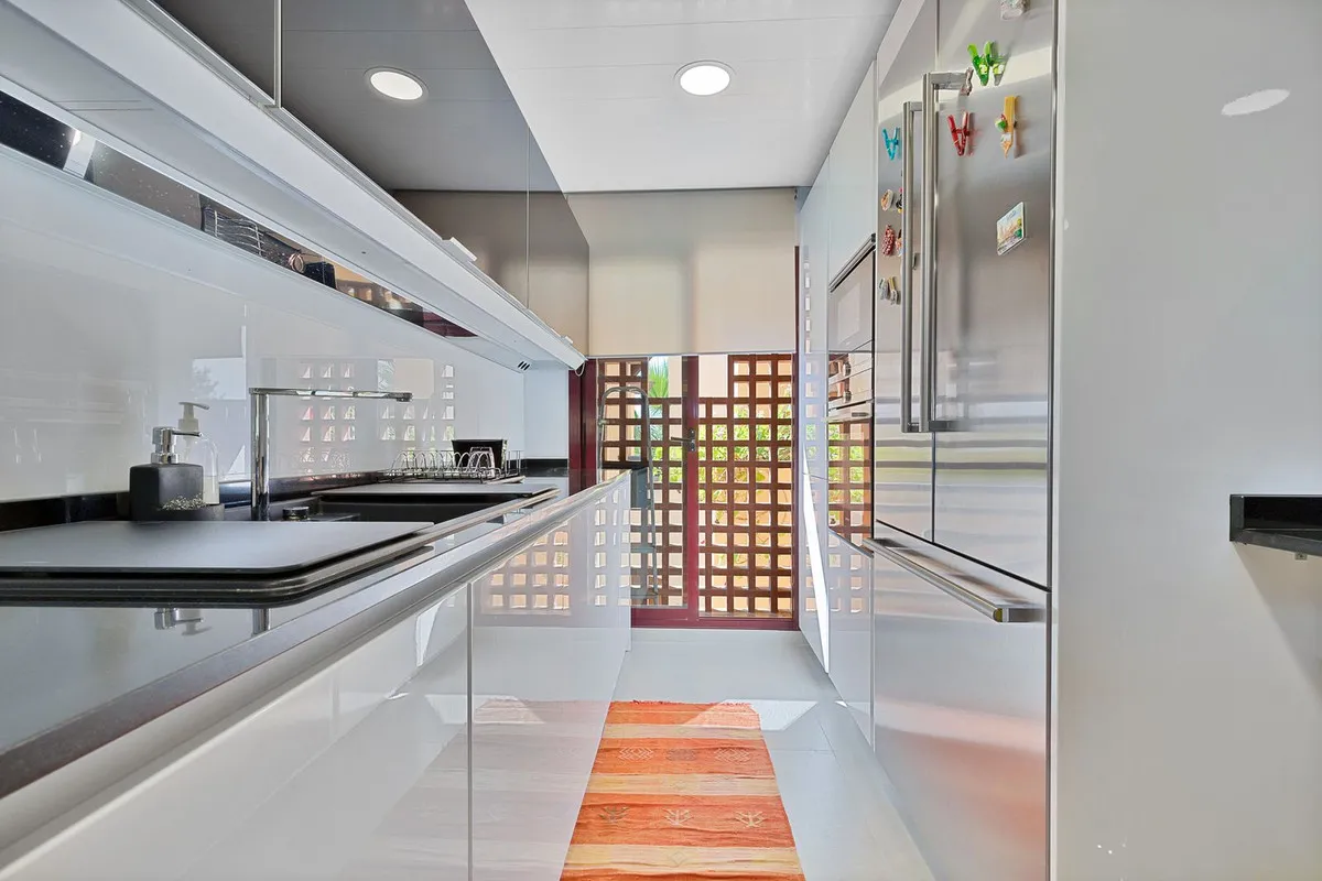 3b7a0073-9168-4500-916e-3279c0af2afa