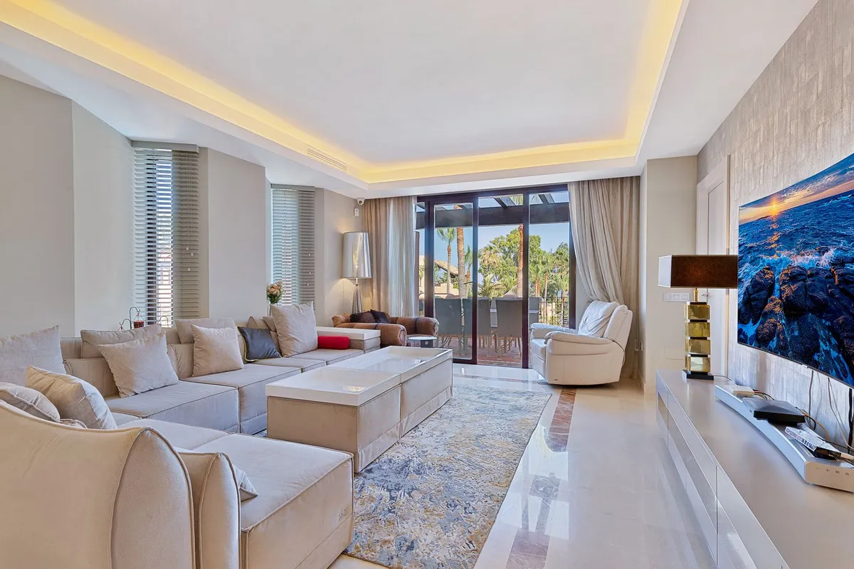 fe7b8e18-370e-4176-832a-bee4e6a0c8b2