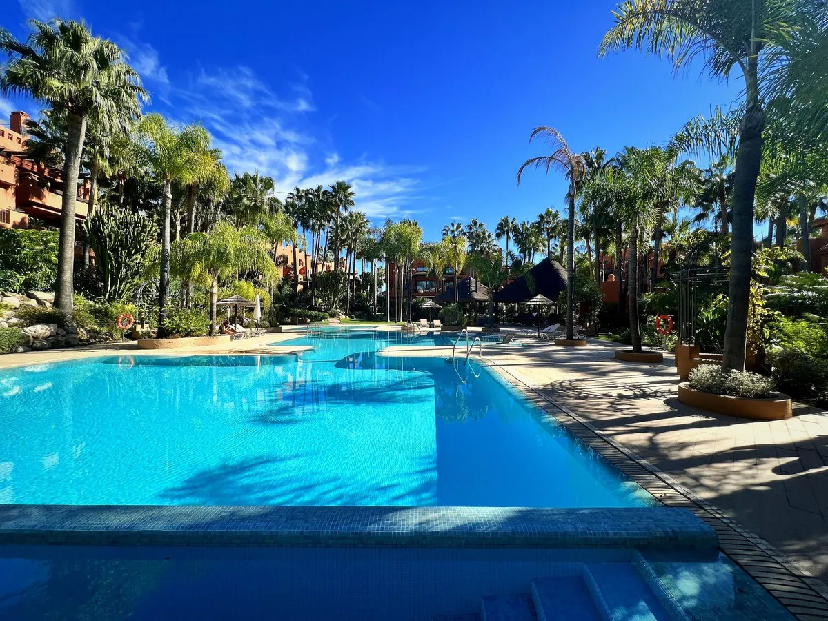 309834ac-b318-444d-80fe-83336dee961c