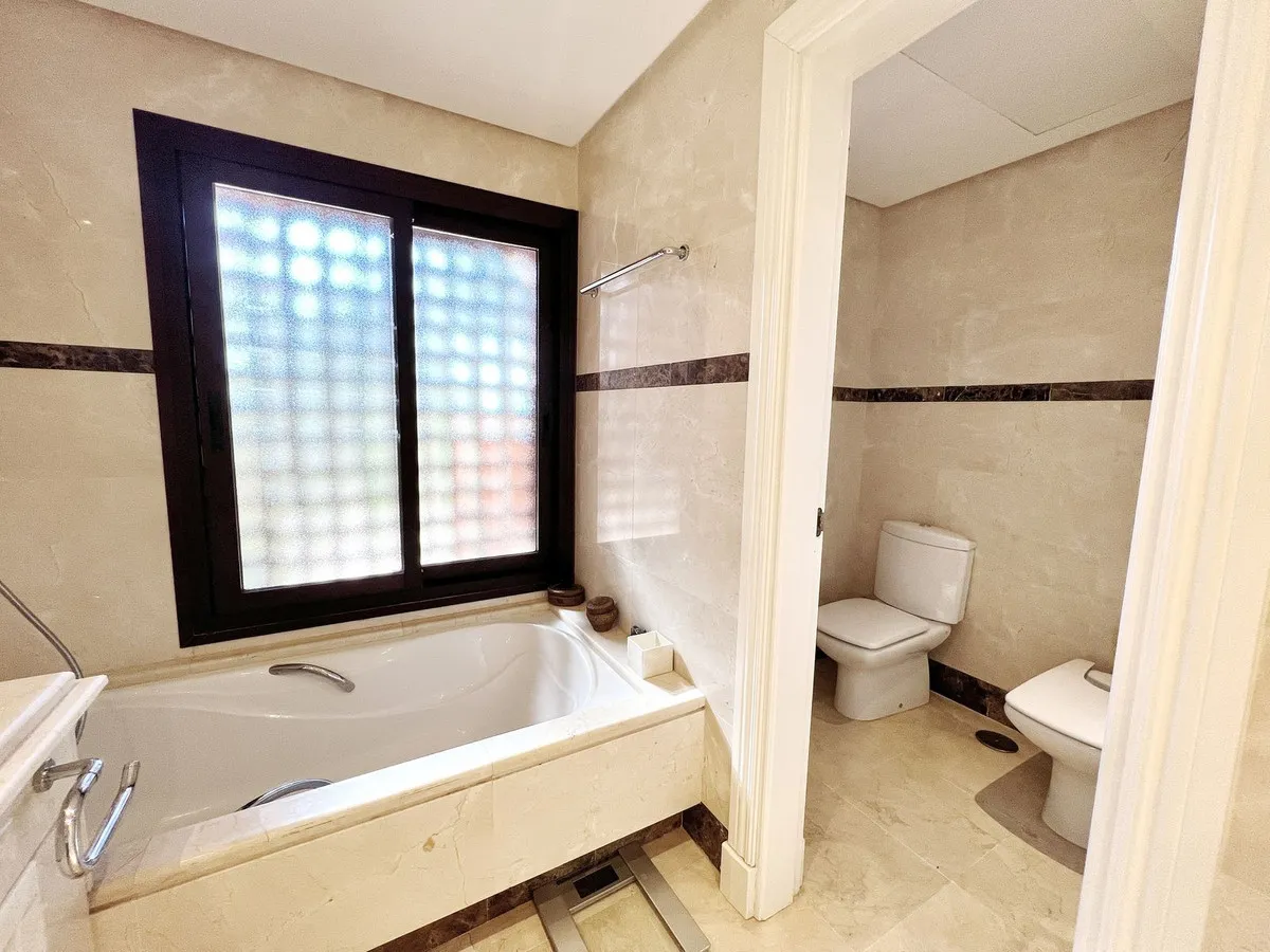 c85750fa-3625-447e-9a33-b9af7f3c5286