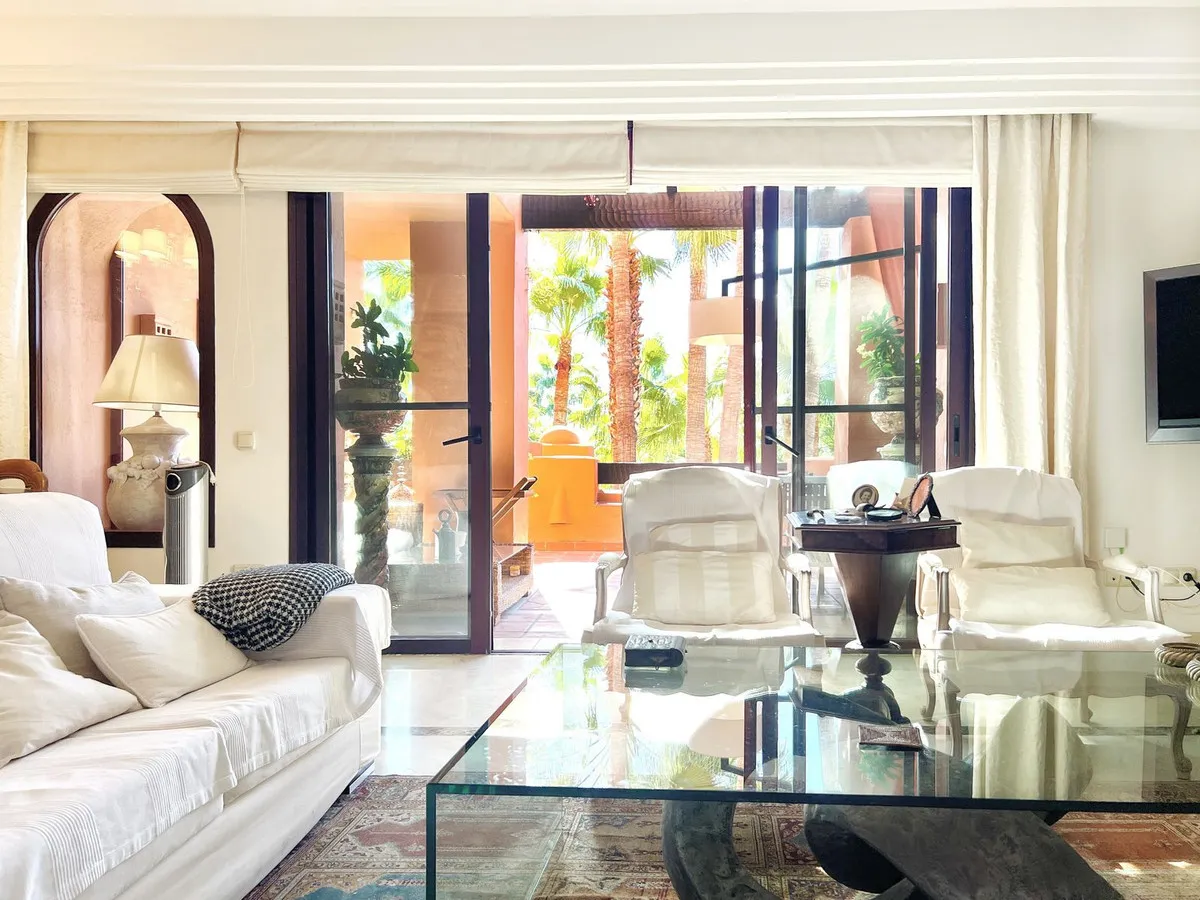 e4707c78-d211-4670-94f3-4ce0a377d8b7