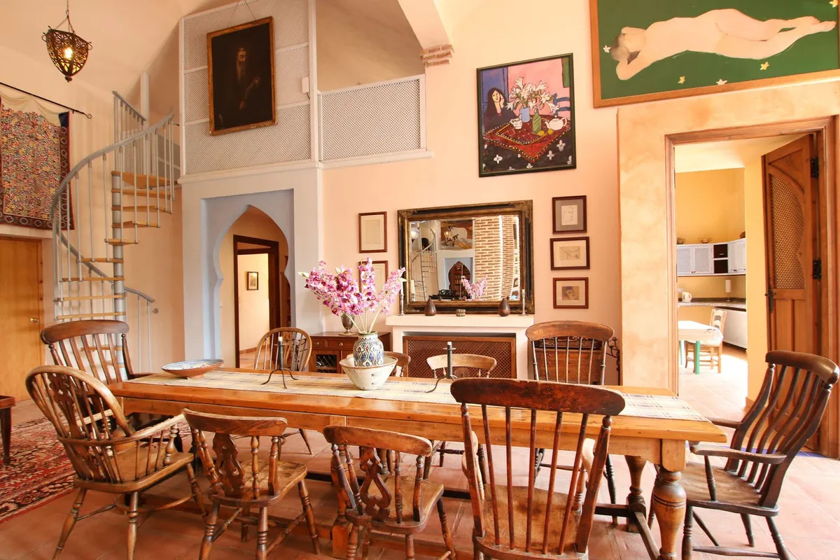 1096faa6-313f-40fd-8cff-5ba9b895f83d