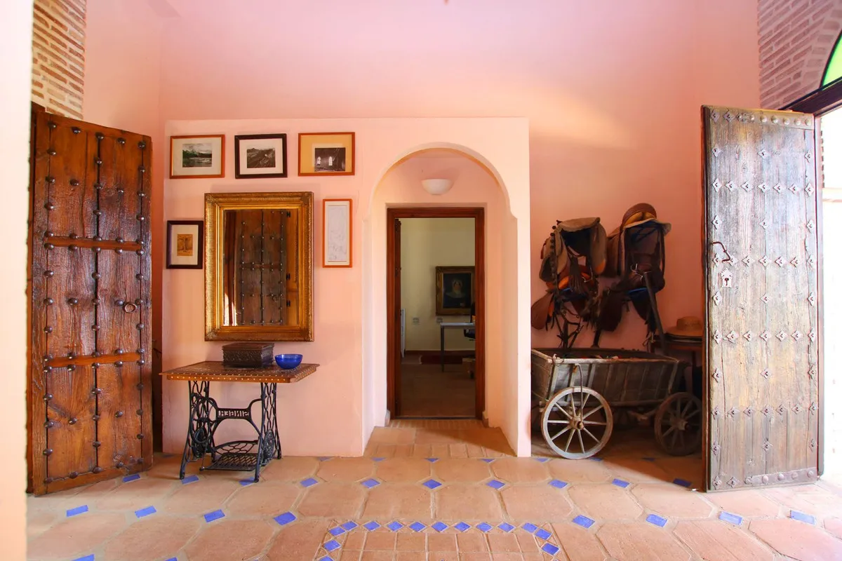 8f7a5b16-41e0-4c85-829e-4c0d285badbc