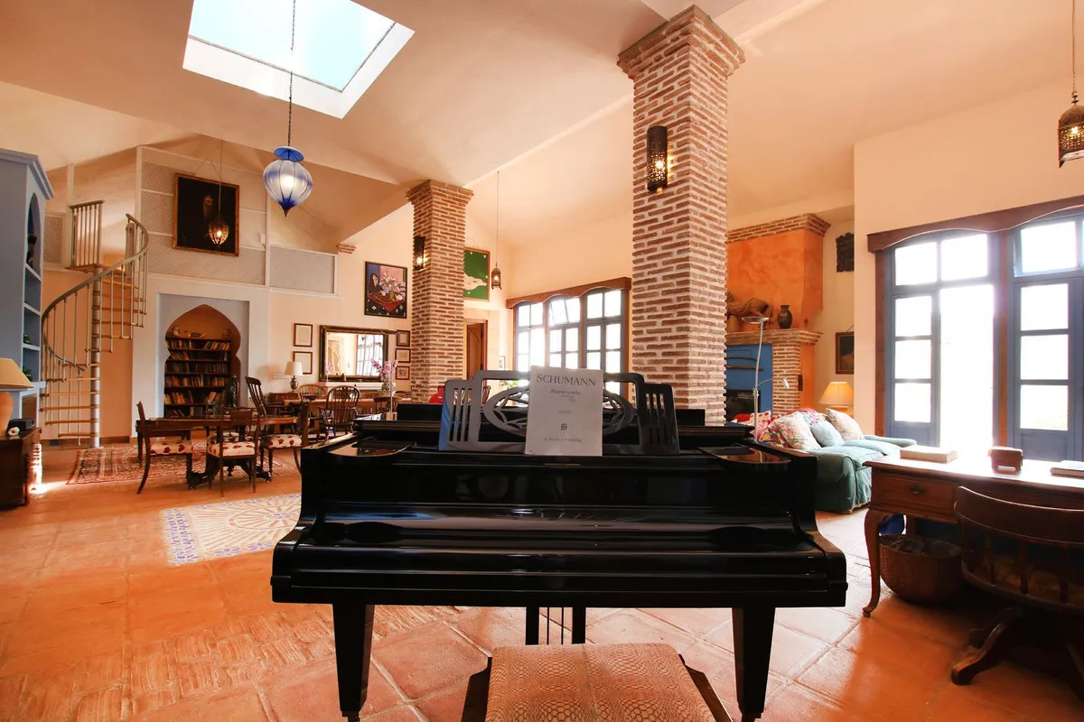 d1de6142-1eb6-4e83-b1ef-ac8b46ced75a