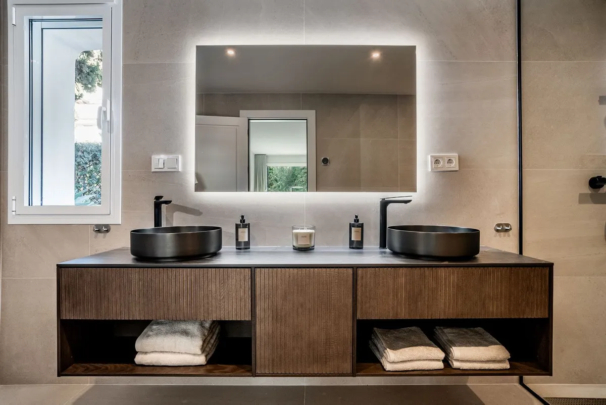 45a9d956-0501-451a-ab35-04b22a8f4a2a