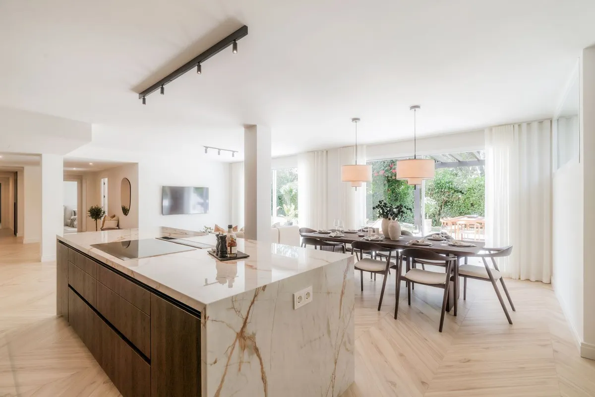 da3a565a-330c-4712-9cc2-6b6791f33d7c