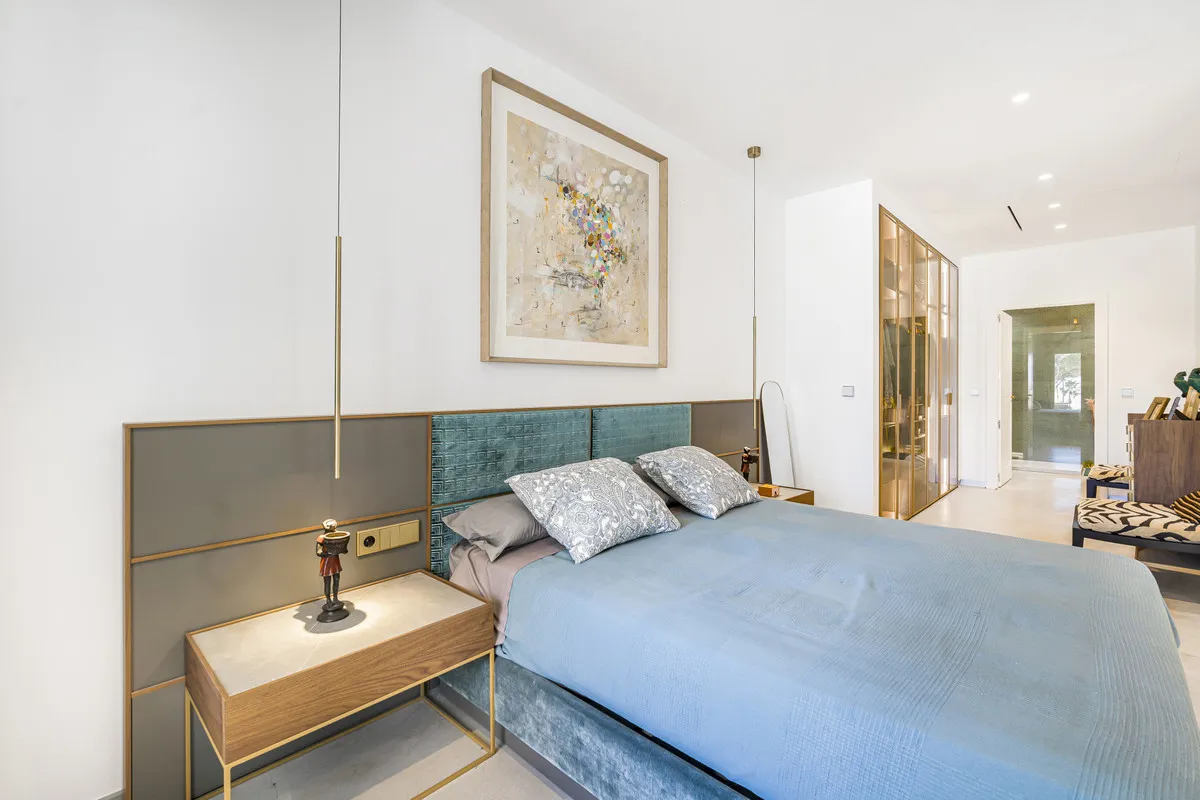 0d9c912e-8629-4c10-baca-90ea9afe695a