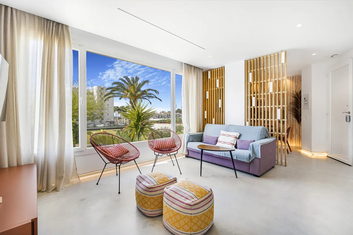 349e37b7-8c24-485d-a54b-45d39fb2bcf8