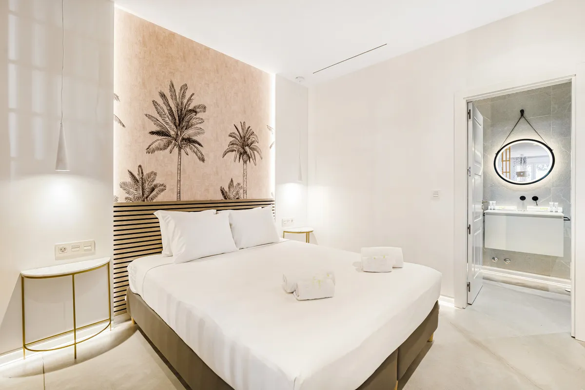 9e225871-a9bc-42f8-8348-ad9522b52e8d