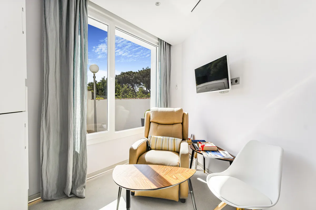 acfa9639-82c3-4903-afa9-aaf40e90d3b3