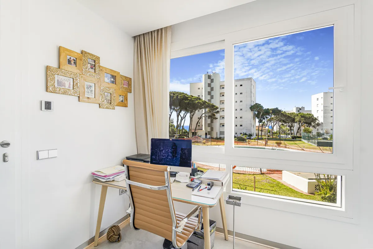 d1d2c524-4232-4c54-922b-fd7fe39fb630