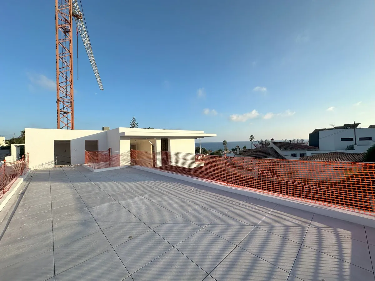 a5ef1fe9-5888-4109-8987-f229066ba108