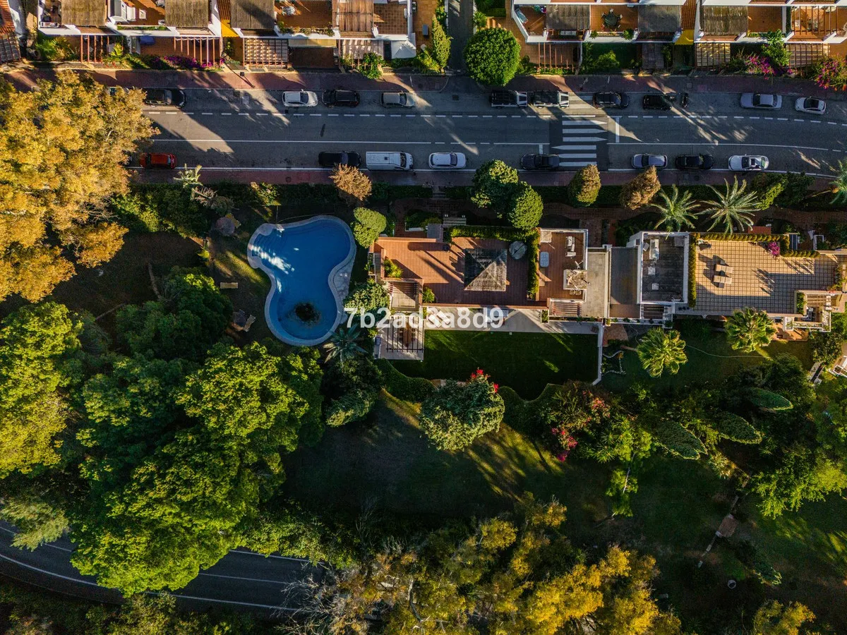 14b9b0f4-e6ee-4135-bcb1-a144fce5cc4c