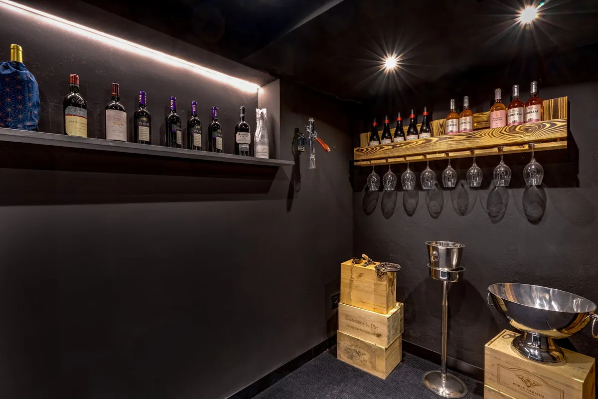 61b6263d-06e9-485e-a365-774dc4907463