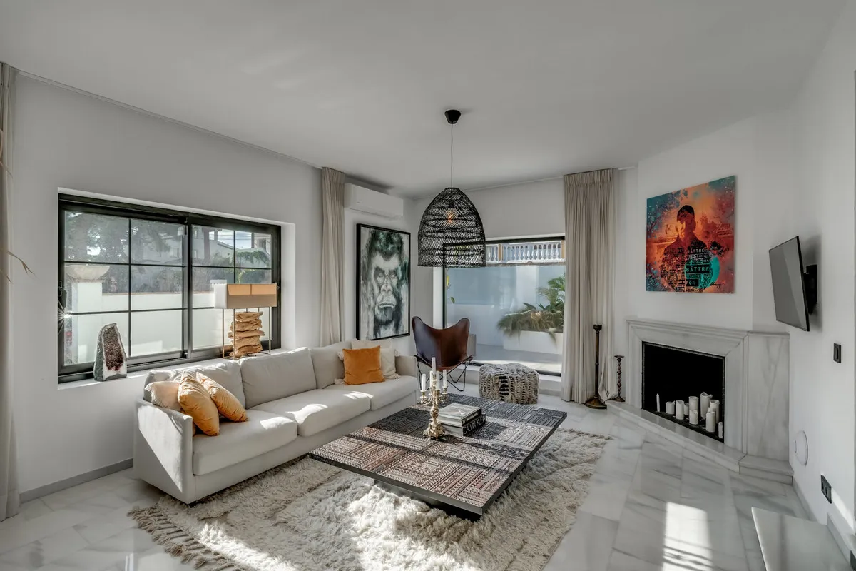 e3b432d6-a7a9-46eb-8233-51b3e3a457fd