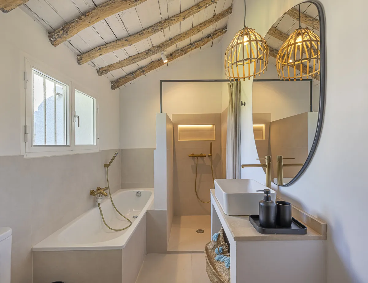 33216ce2-b152-461b-9acf-c64ea57498b0