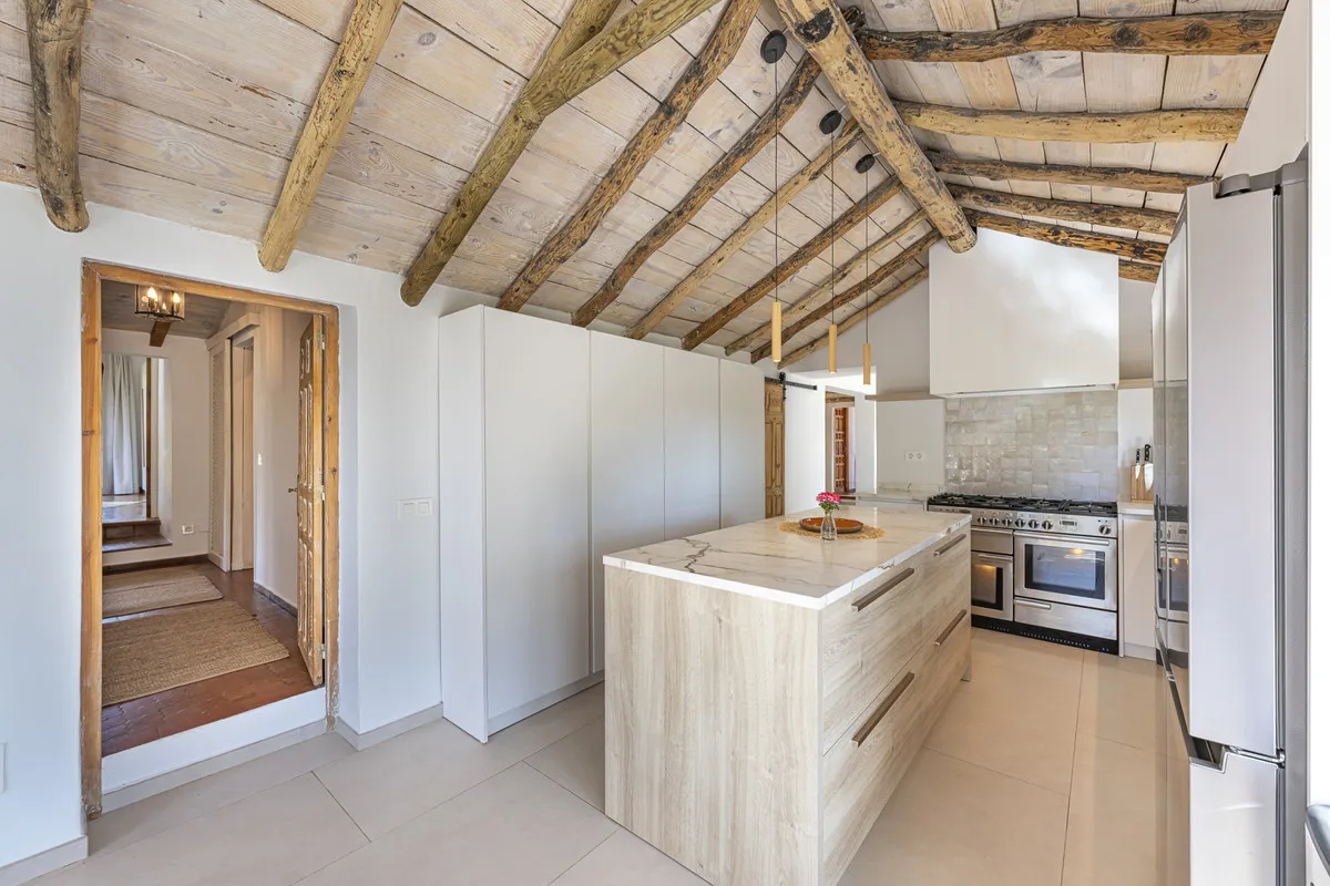 369cd2e3-2400-4488-b992-6e83676e22c0