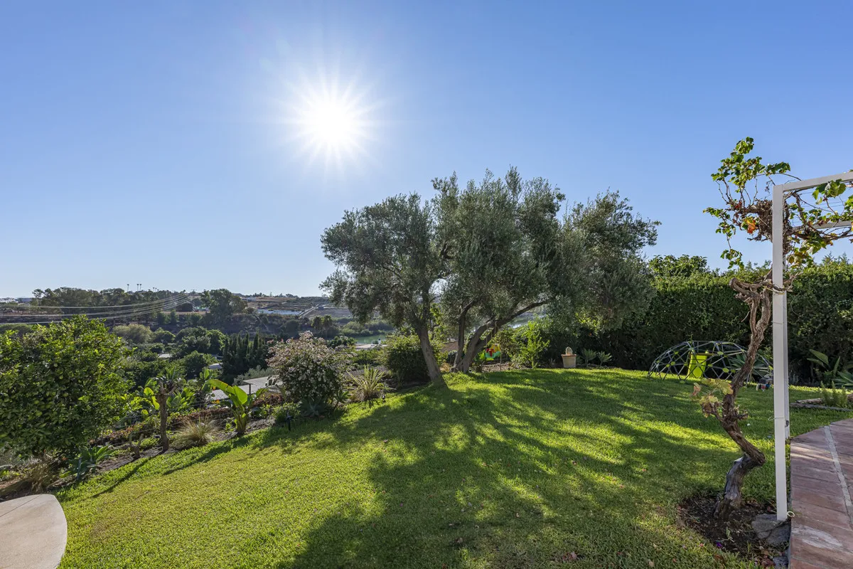 64d6a7b4-ee83-4dbd-bdba-c1009af71dc6