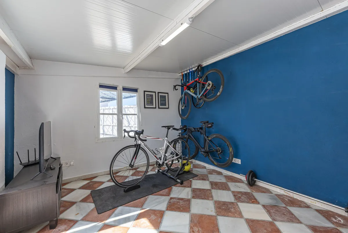 cdc0f96d-e712-4759-97eb-d59987afc042