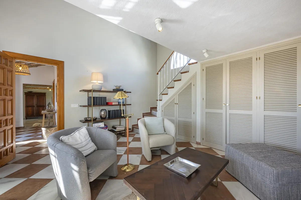 d40aef23-36a8-4fcc-b867-4e7338b5848c