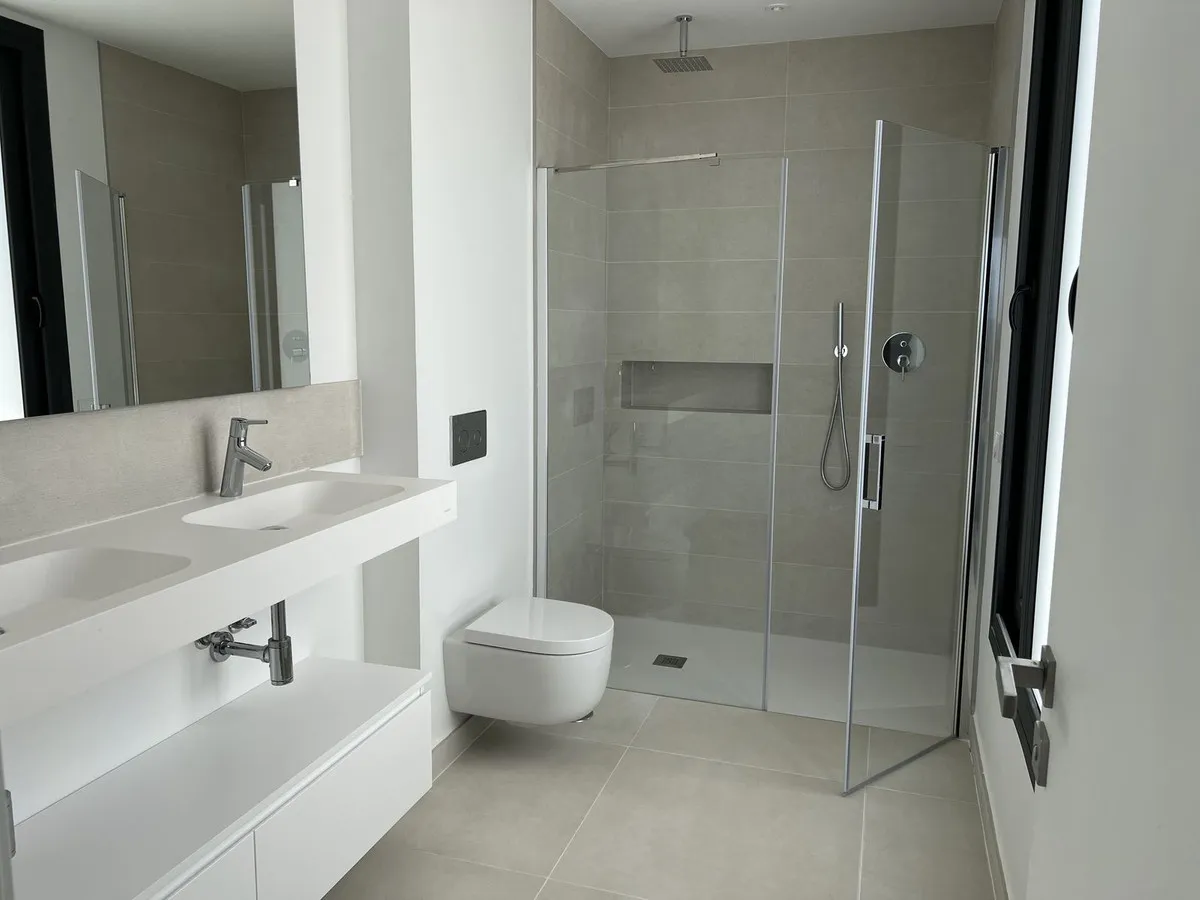 69f42d7b-24f3-4cbd-931b-aef6f7492307