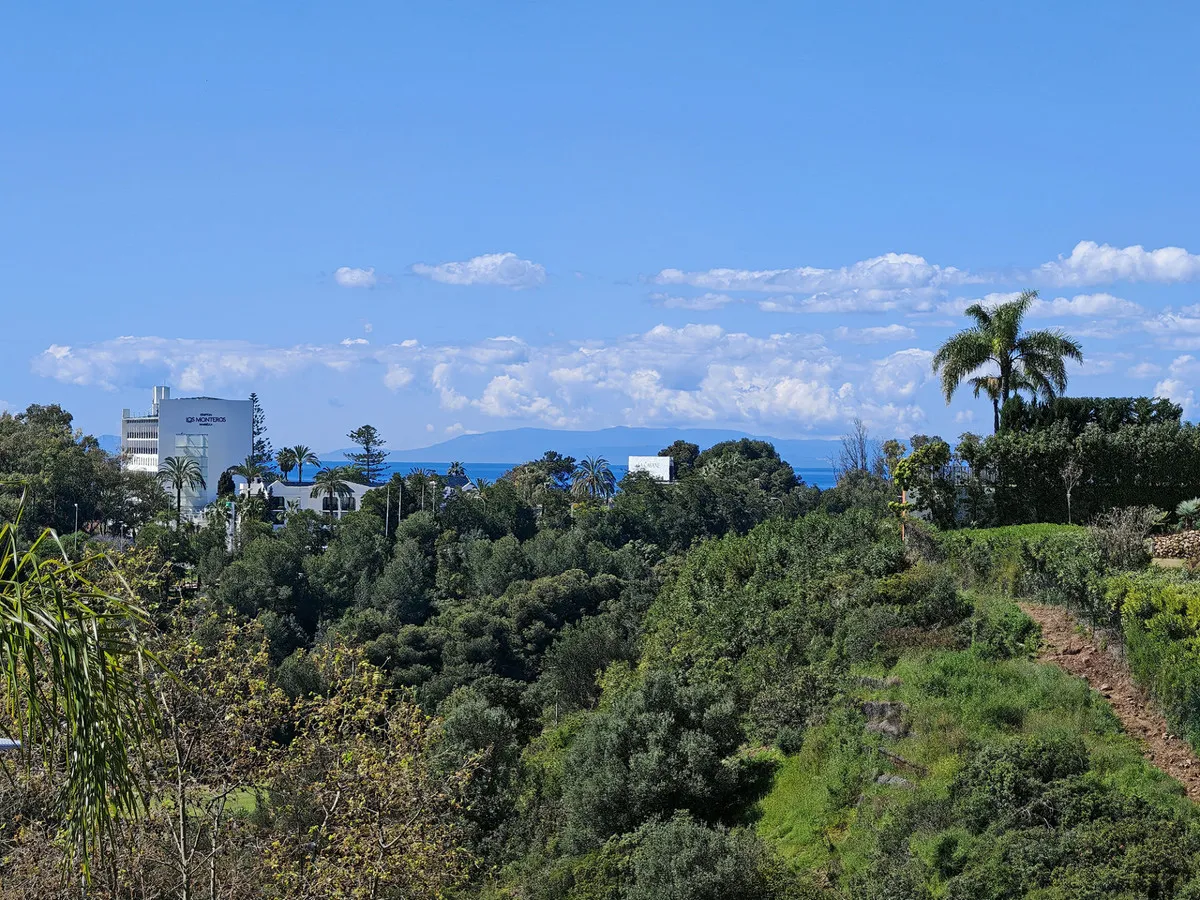 0e66456c-69cf-45b1-9e0a-8d73b9ea2be6