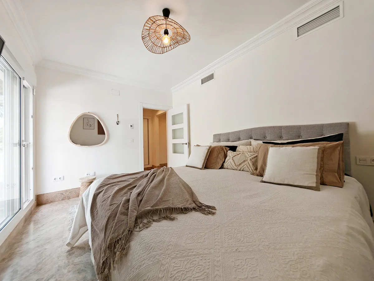 12d3769f-3368-4bc4-8684-0e4fb78926d9