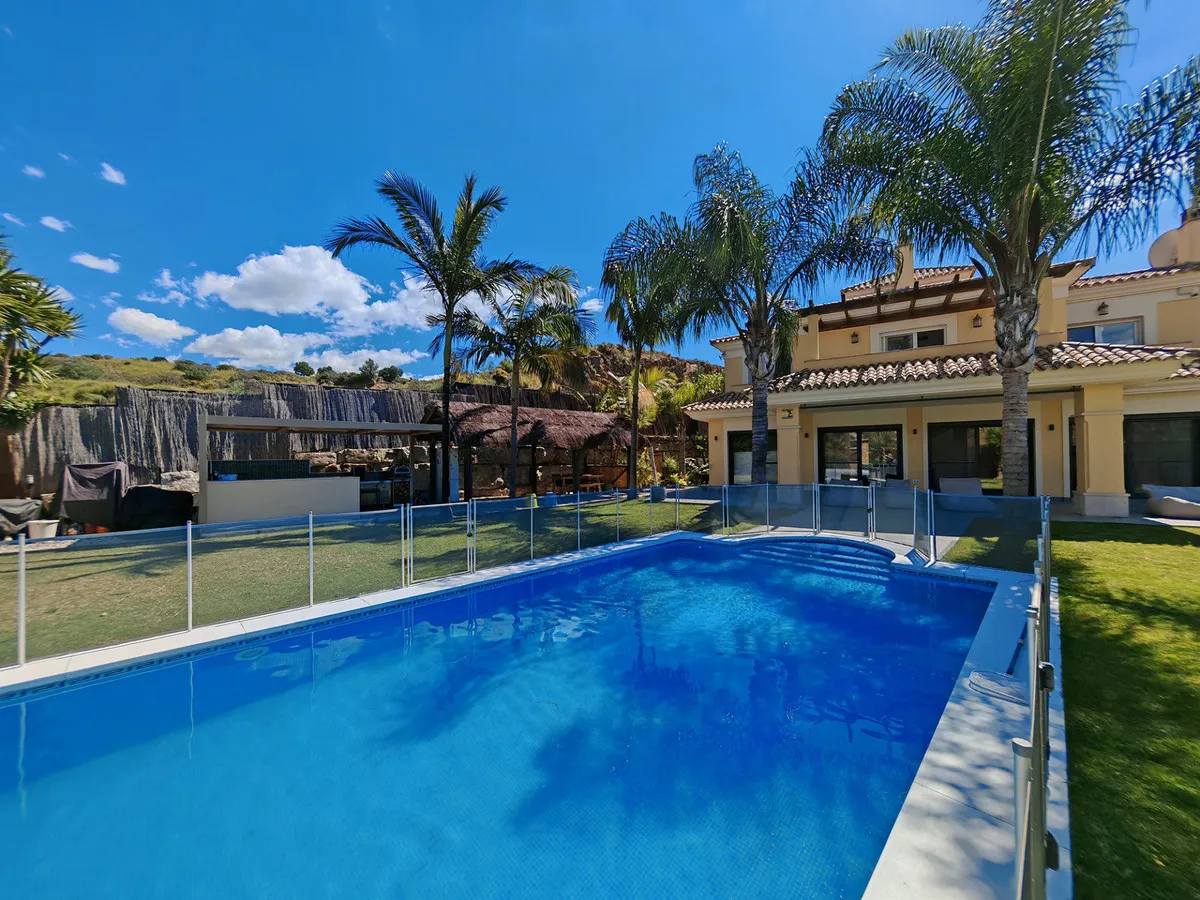 395ae3c7-c22d-43f9-8389-4dad2b11a749