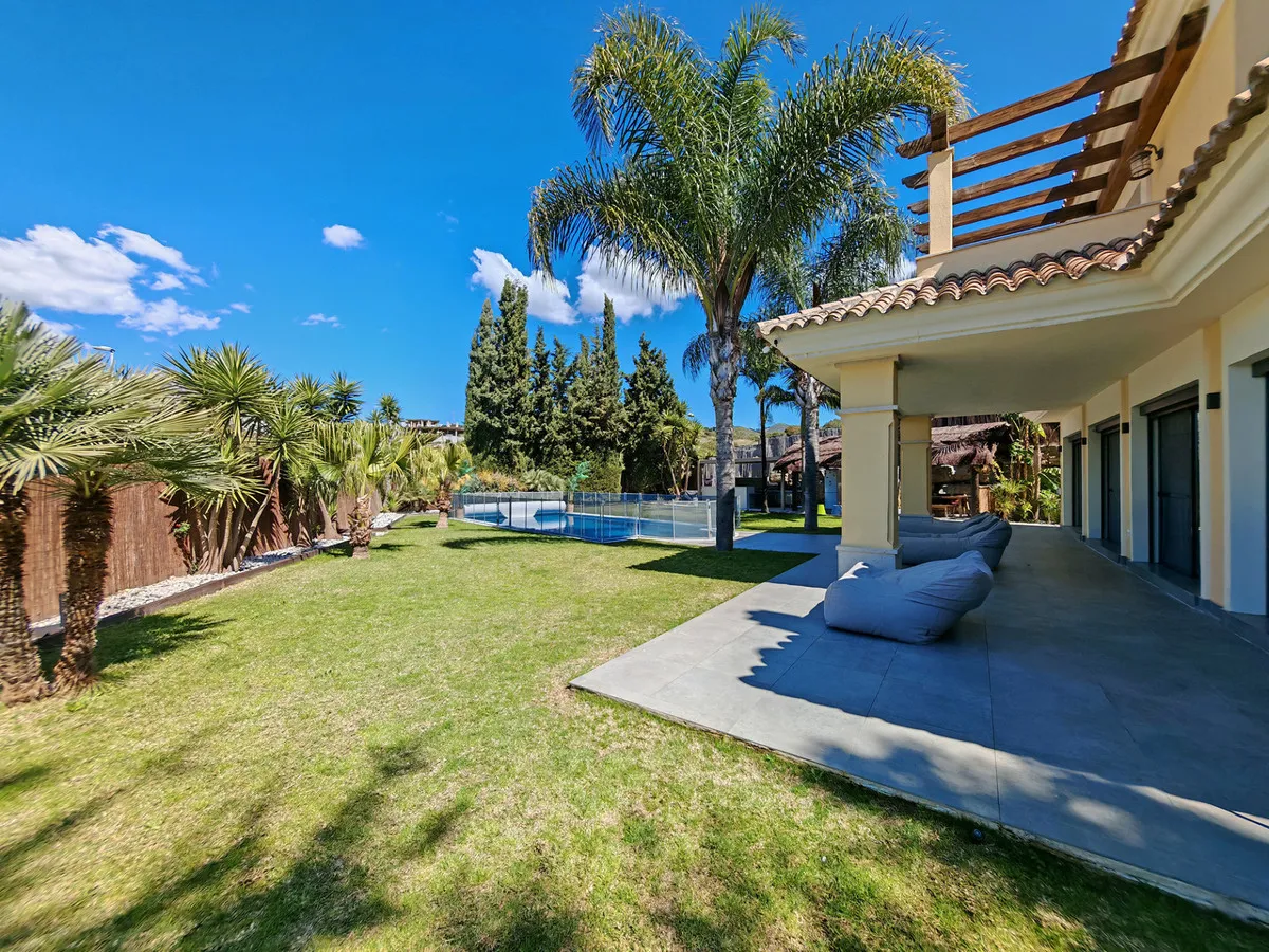 6fca4a13-ec3c-4e2d-8a1c-9e1944c5565c