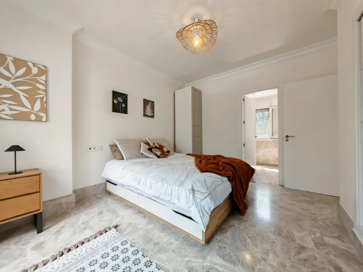 72621259-d29e-4e3c-9e57-69d6fc8319d0