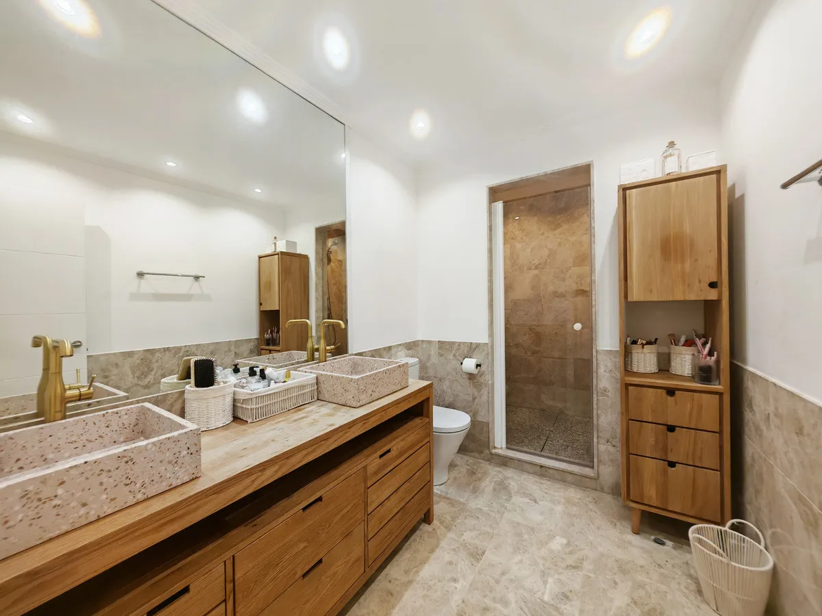 a78a2f0a-9c8b-457b-9fdc-f2bb8c84d1f3