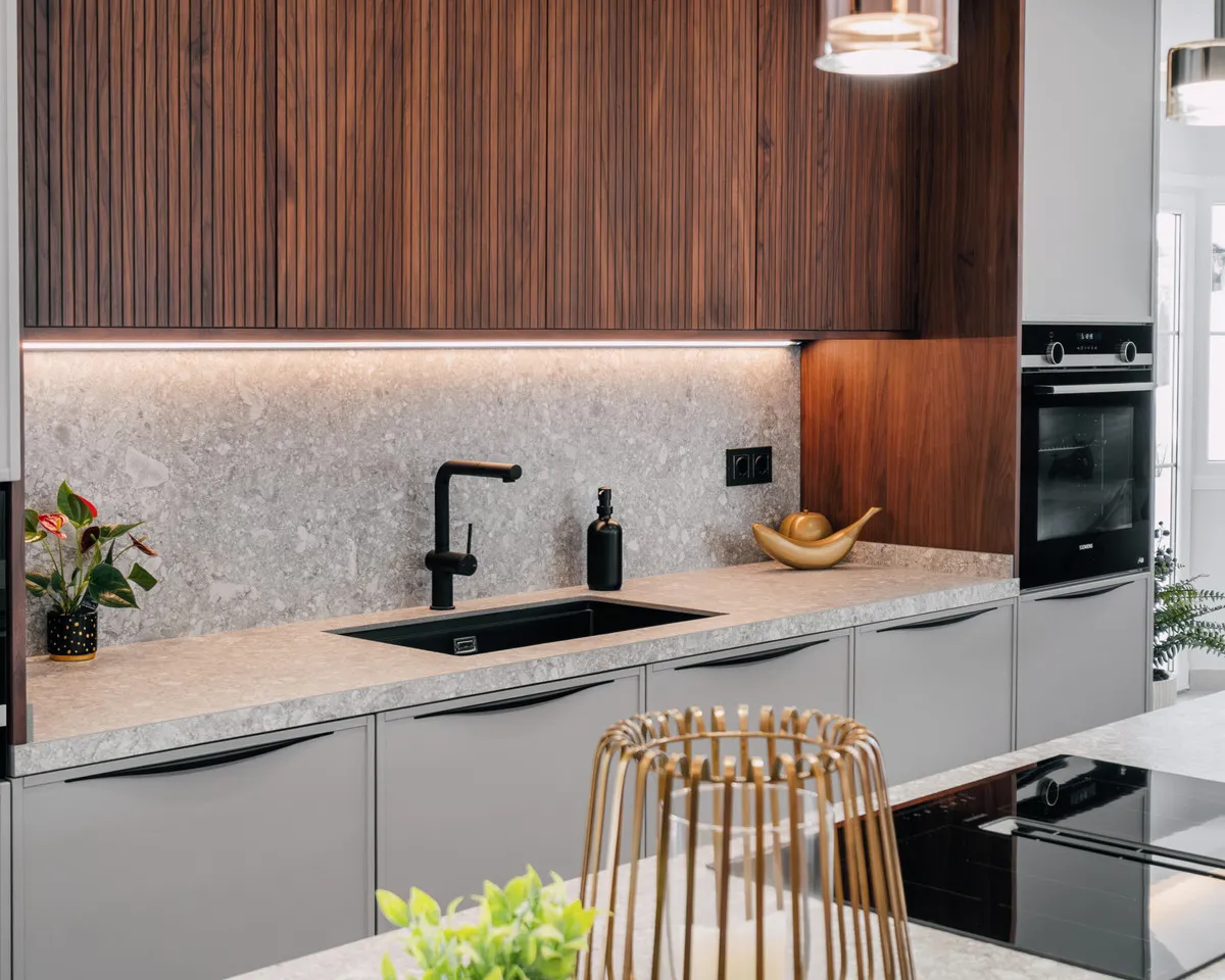 555f67e1-c5ef-40a1-b212-0d8cd393df12