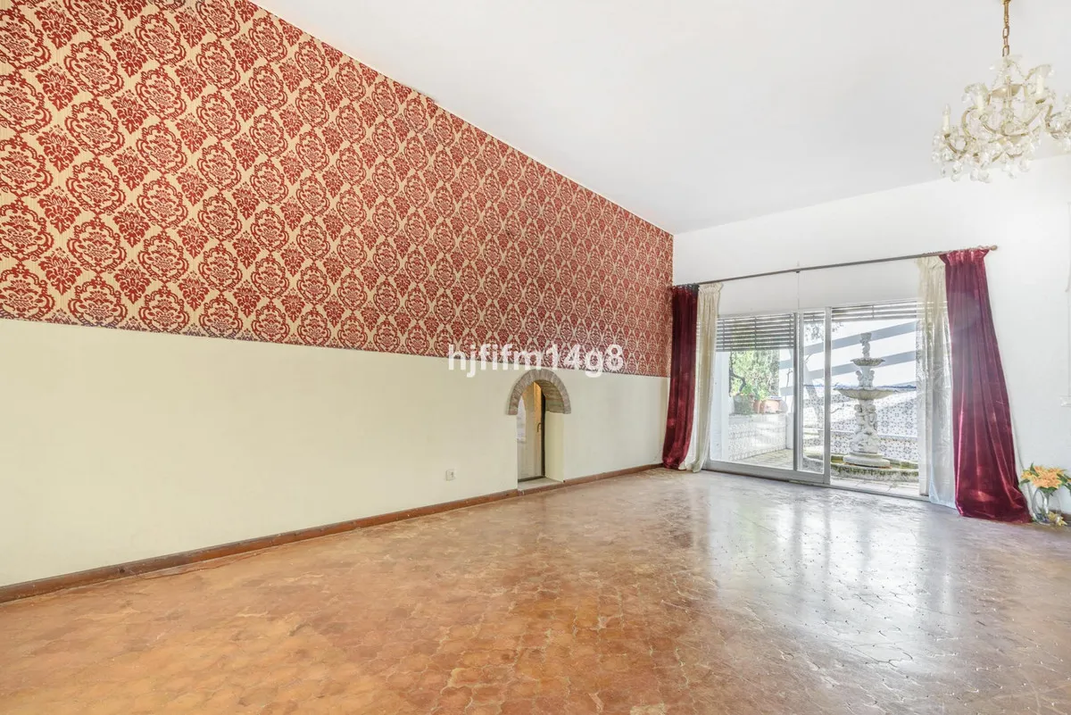 cc370323-8460-46cc-b2a8-e7685d9b422c