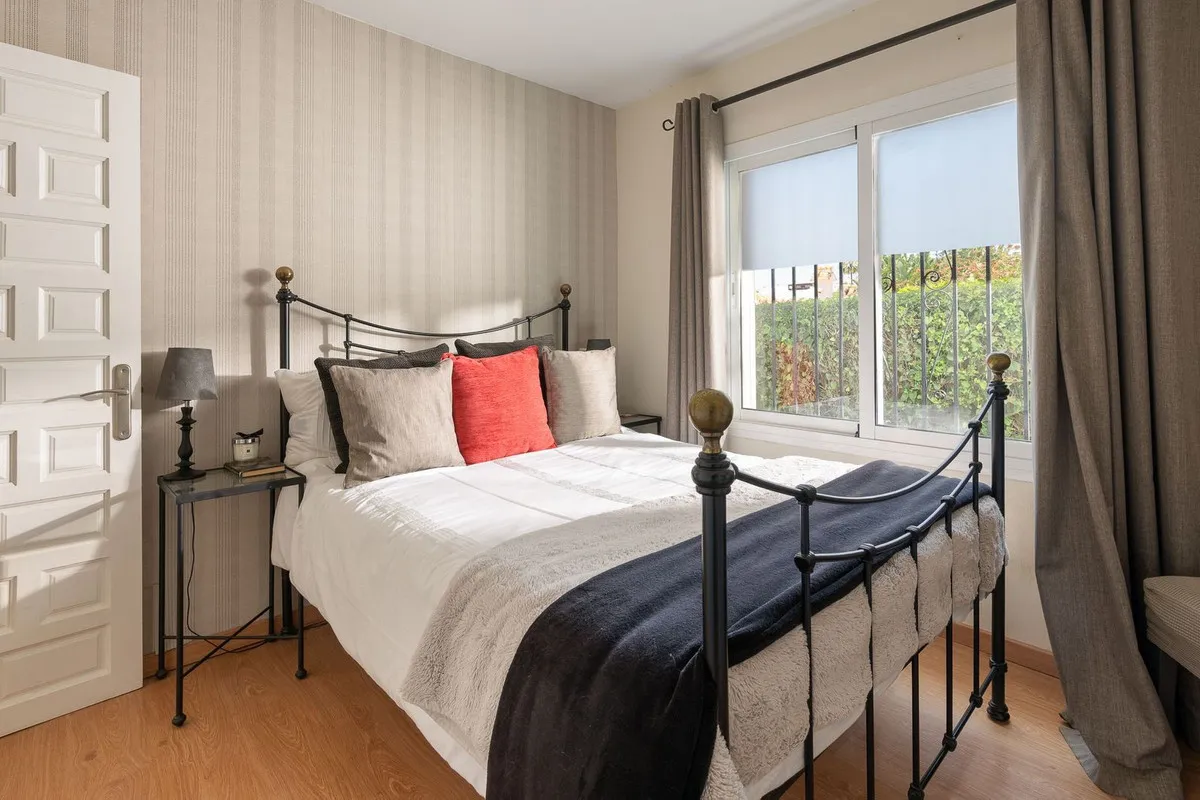 14d37fe7-1db3-43fb-8f9c-79bcf939c427