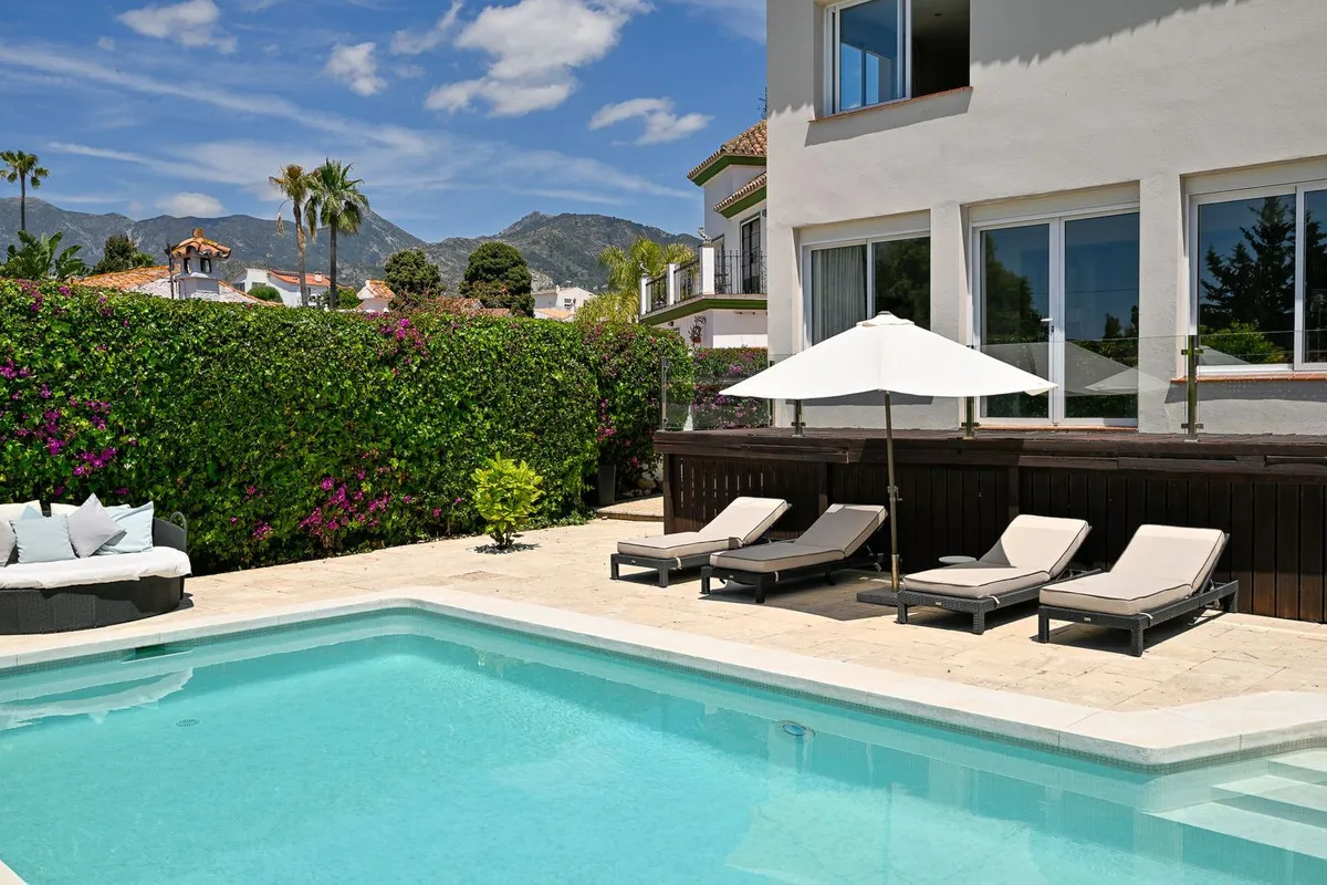 8559ae3e-4c9f-4860-a31a-28f8dc4893fa