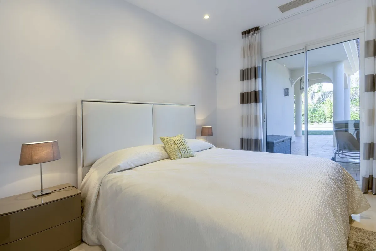 7fdf94ce-78ef-4831-89c5-1b095f591f3e