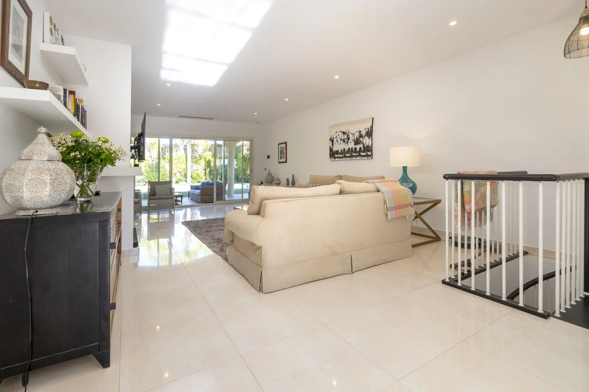 c4c90775-25d0-40b7-a09a-55b5416ee435