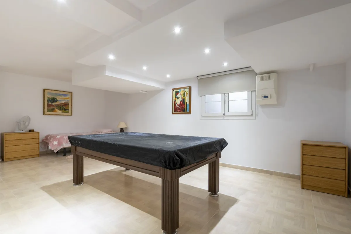 f0dc6954-ce3c-4b92-adfa-39d1e4de232f