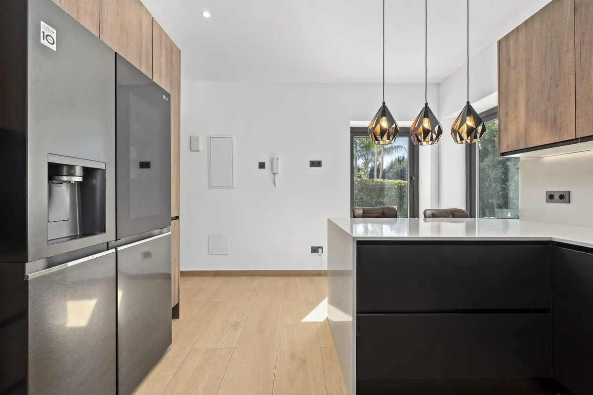 74a9d5c7-885a-4ea7-ba2e-ad3fe2edb046